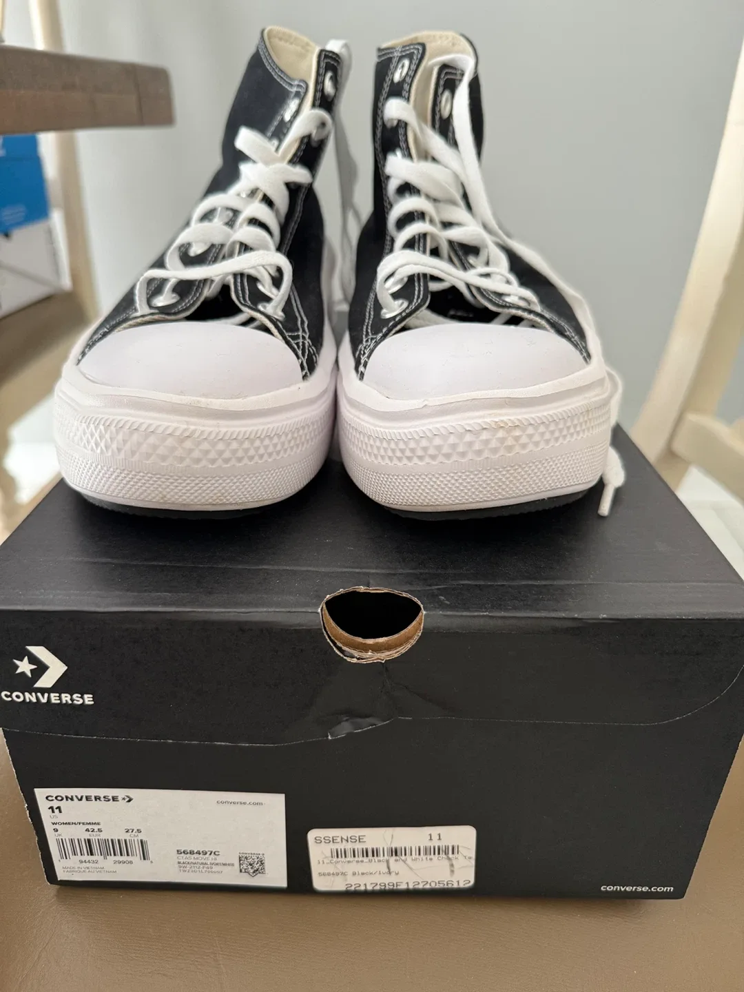 Converse Run Star Hike High - Size 11 image indicator(2)