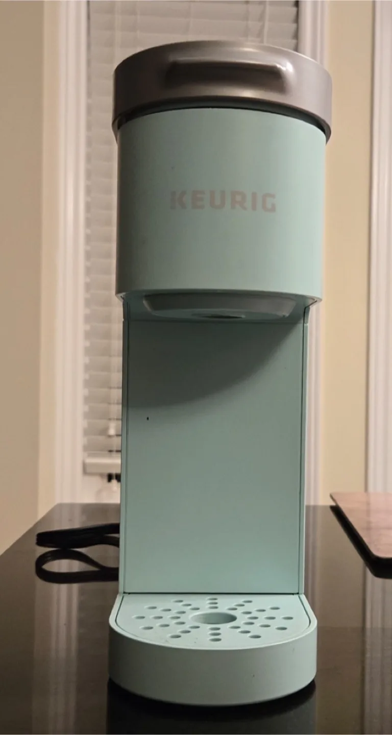 Keurig Single Serve Coffee Maker - Mint thumbnail