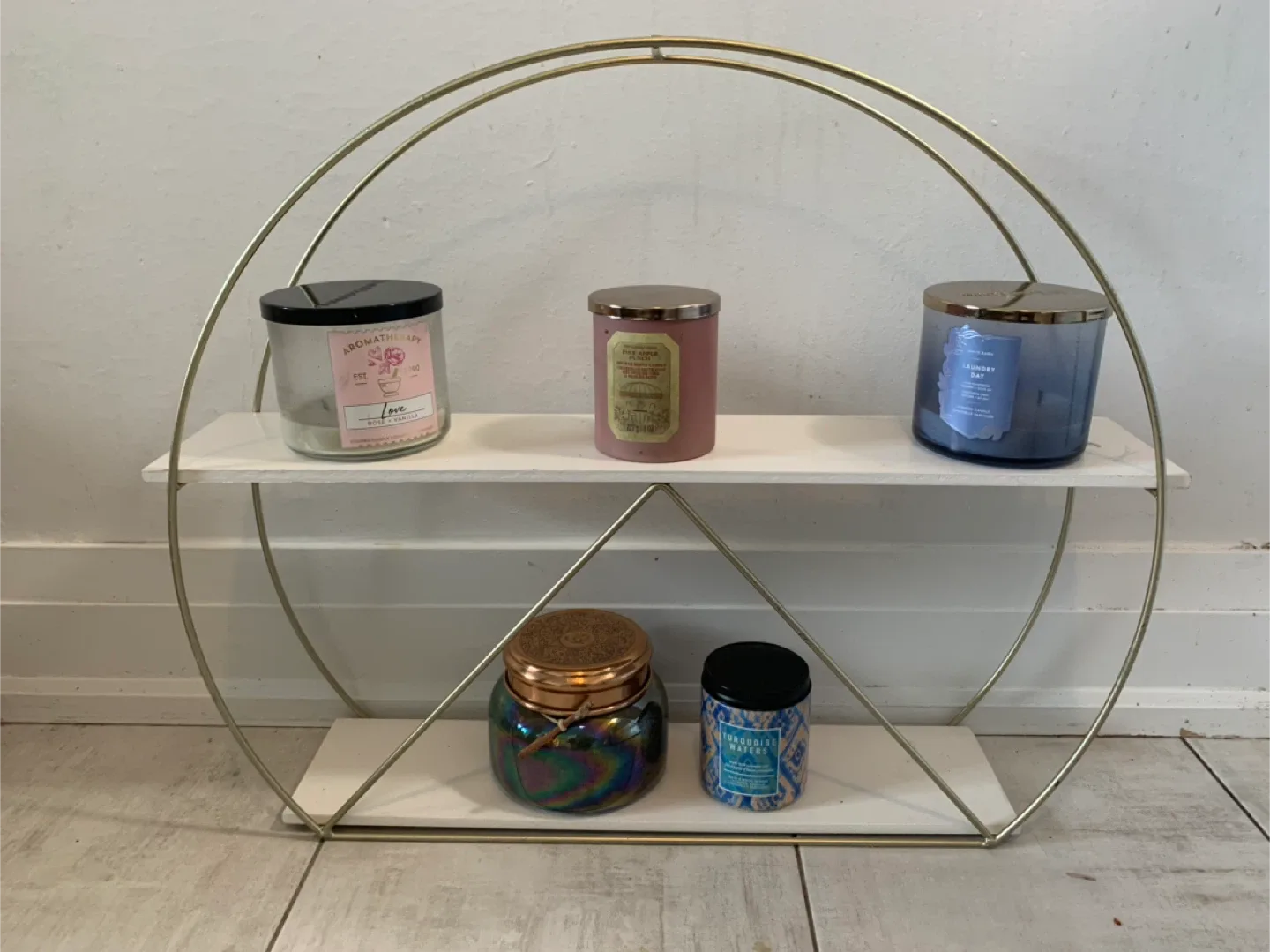 Geometrical shelf and candles thumbnail
