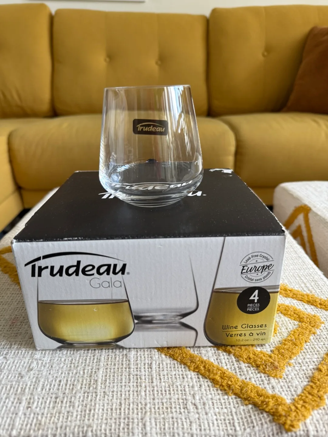 Trudeau Gala Wine Glasses - Set of 4 thumbnail