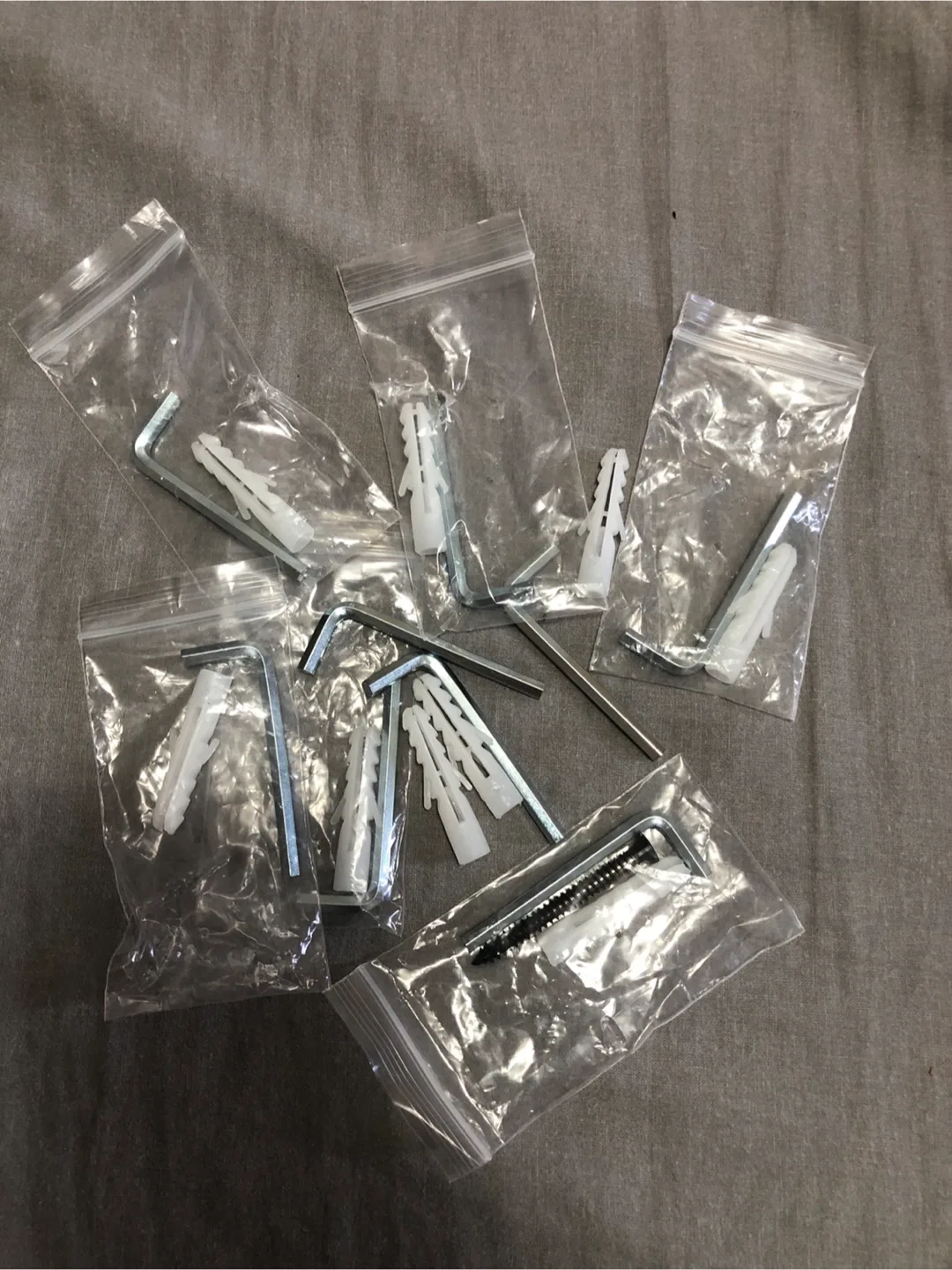Wall Anchors & Allen Keys thumbnail