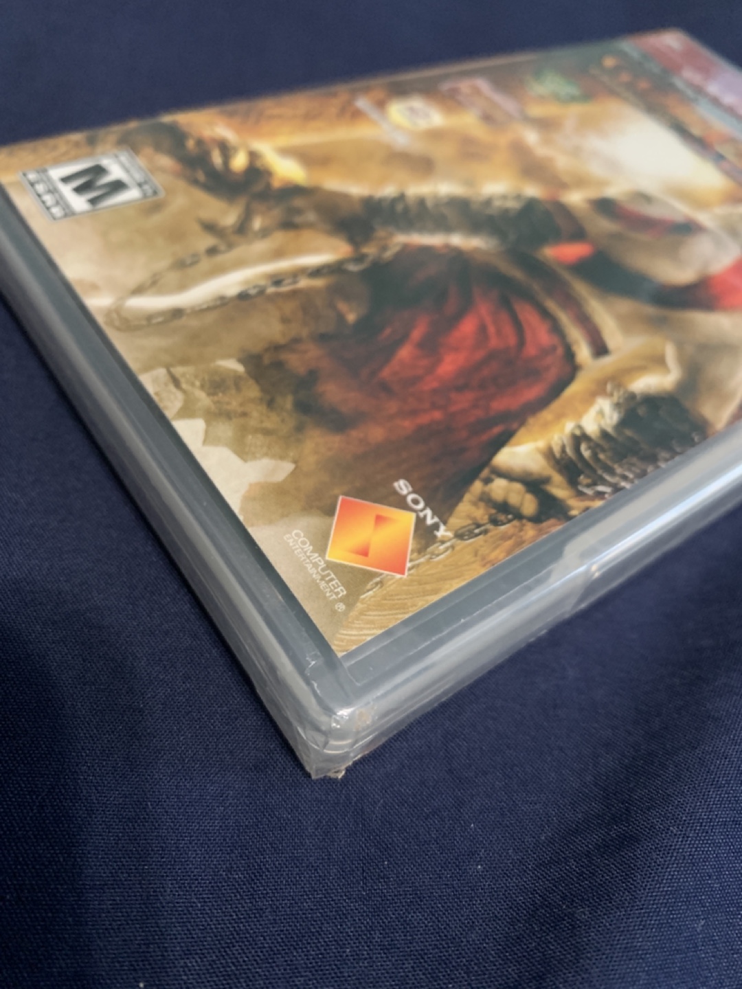 Sealed God Of War Chains Of Olympus for Sony PSP - photo 3