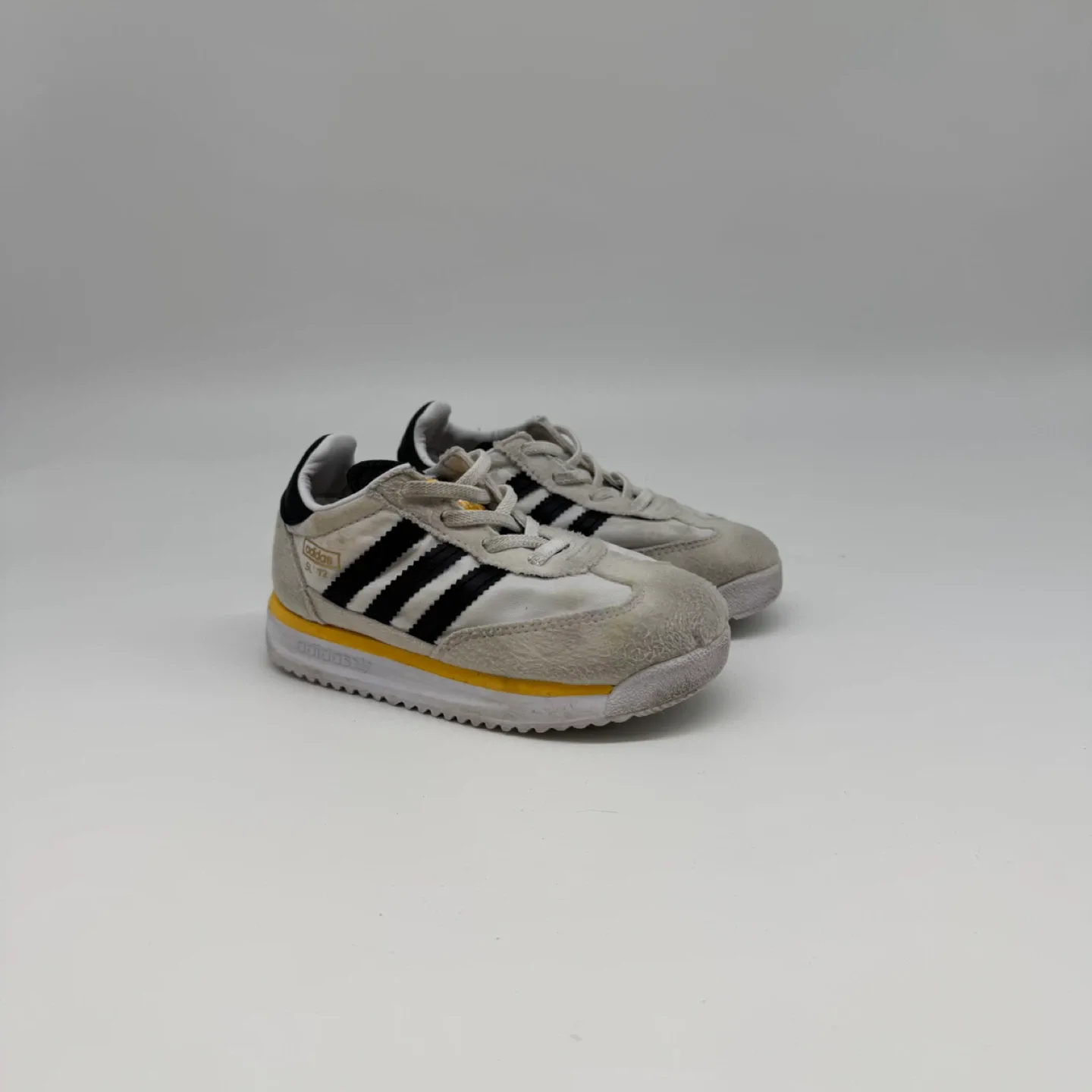 Adidas Kids SL 72 Sneakers – Size 8.5K – Like New thumbnail