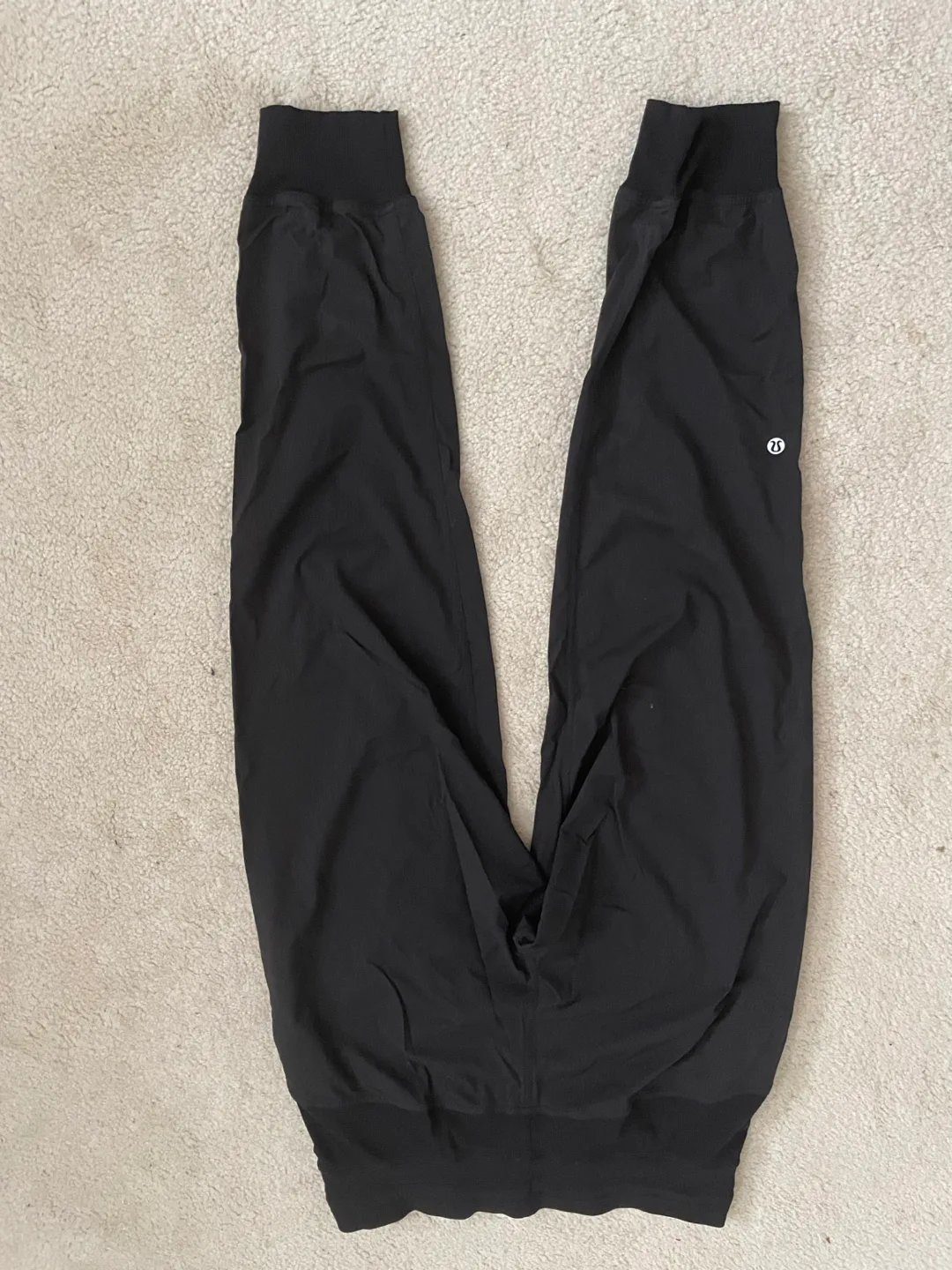 Lululemon Black Jogger Pants Size 8 image indicator(3)