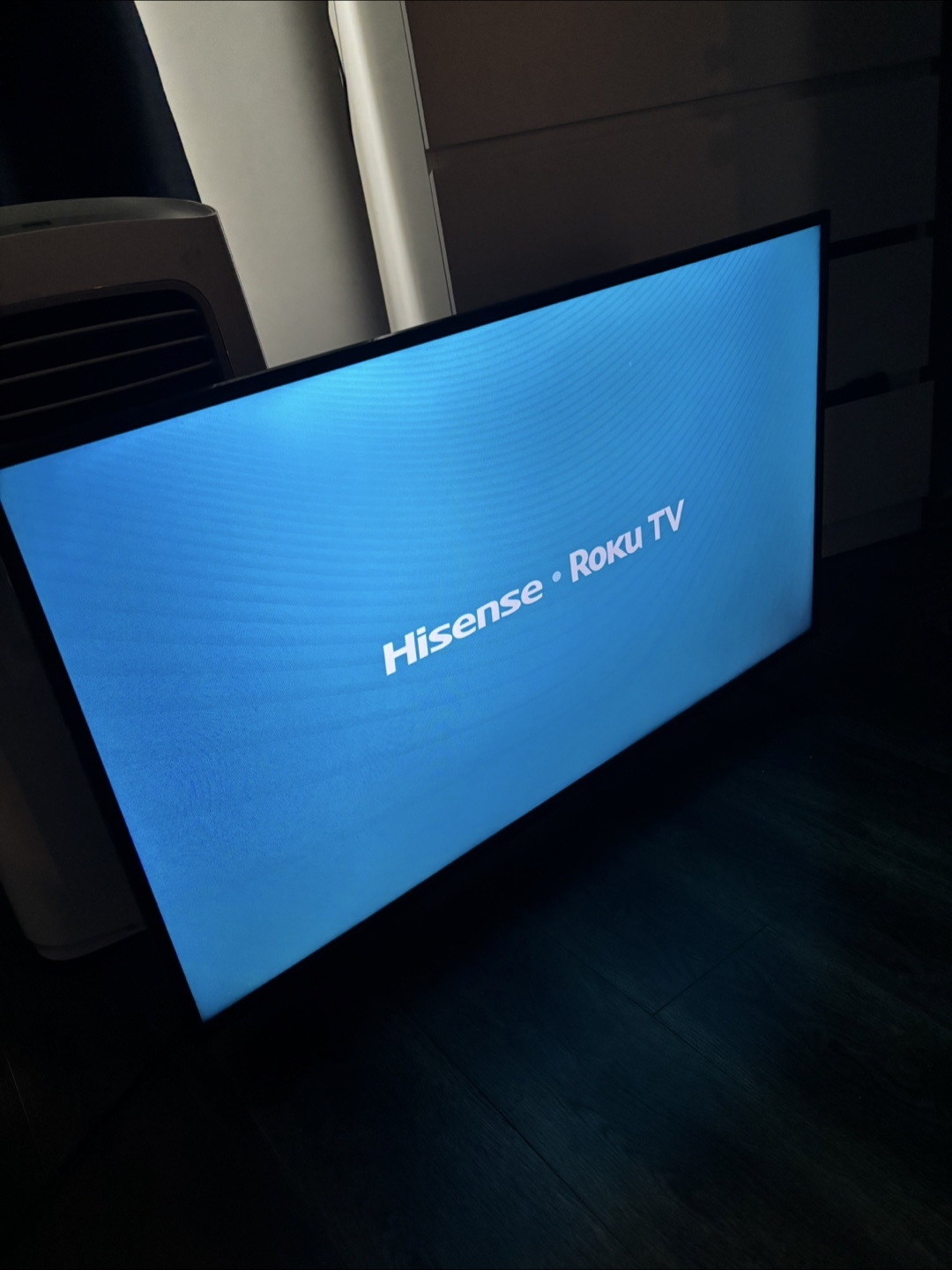 Hisense Roku TV 42inch - photo 2