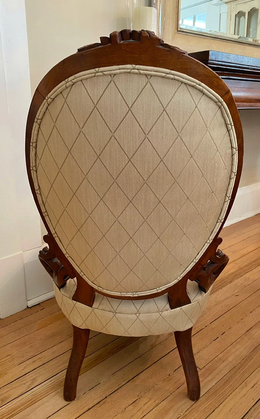 ⭐️Original antique Victorian hand carved walnut Ladies Chair⭐️ image indicator(3)