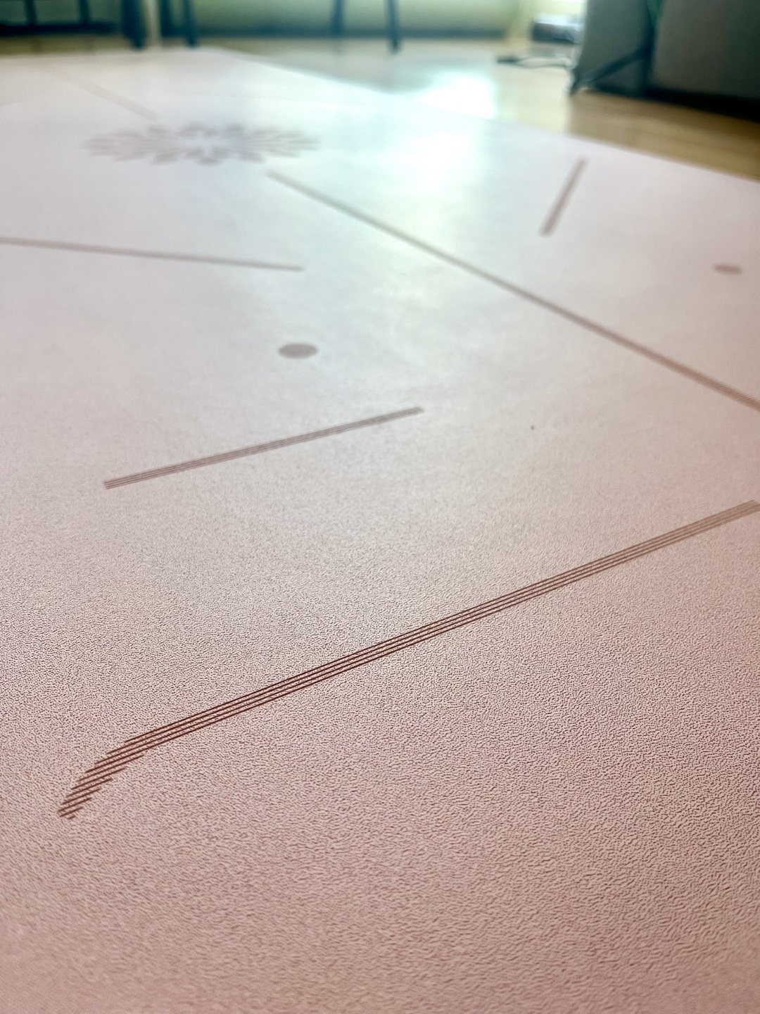 Rubber Yoga Mat with Alignment - Pink - photo 4