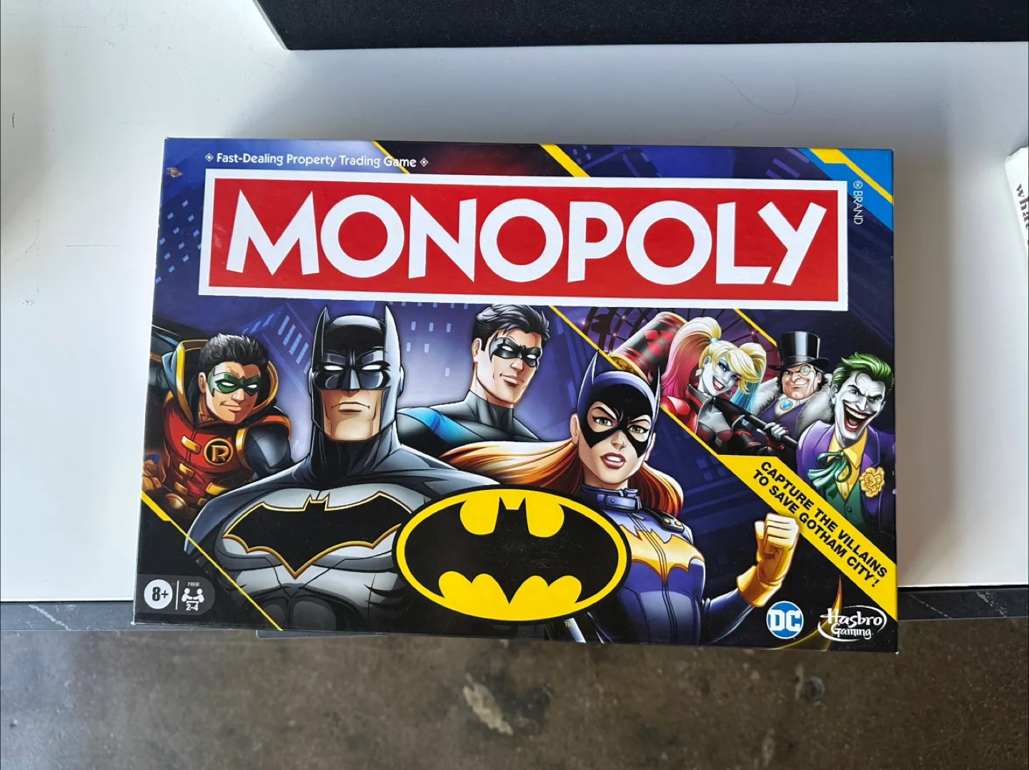 Monopoly Batman Edition Board Game thumbnail