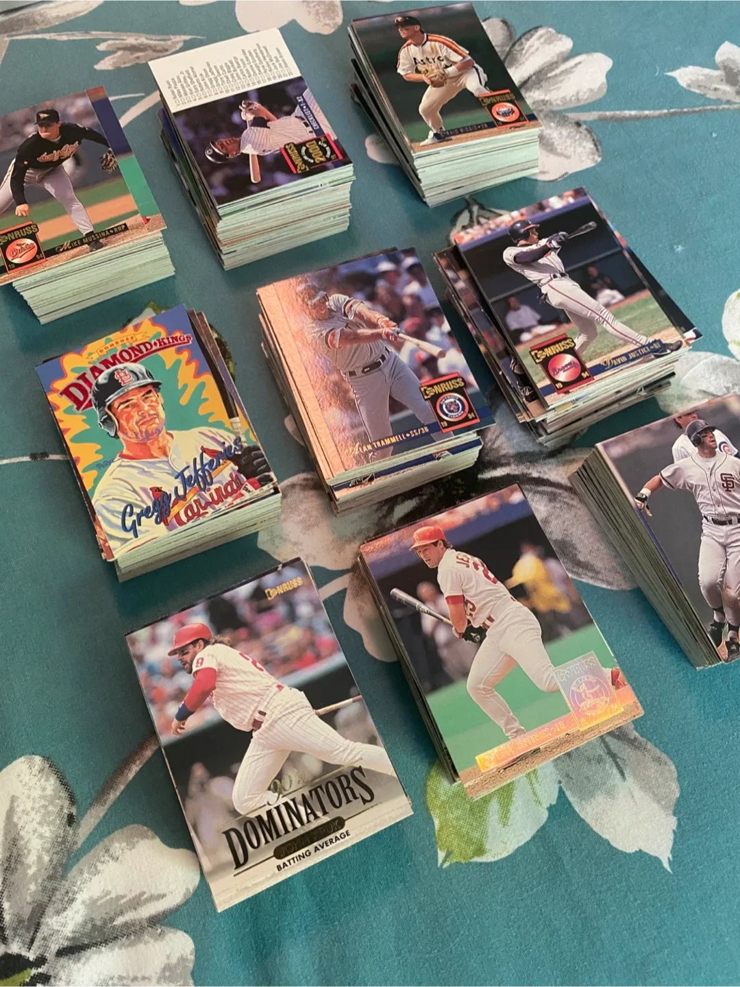 Vintage Donruss Baseball Cards Lot image indicator(2)