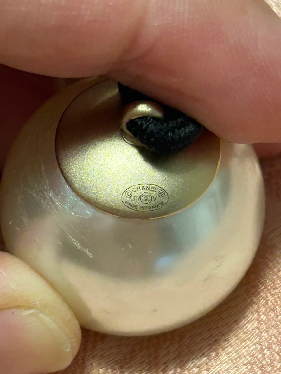 Chanel Hair Tie with Pearl image indicator(2)