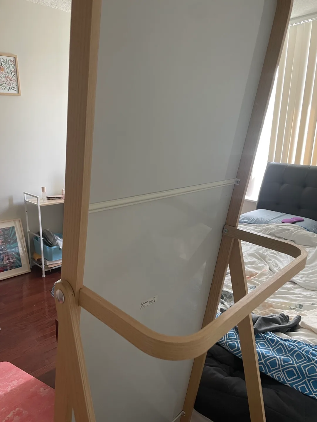 IKEA IKORNNES standing mirror image indicator(2)