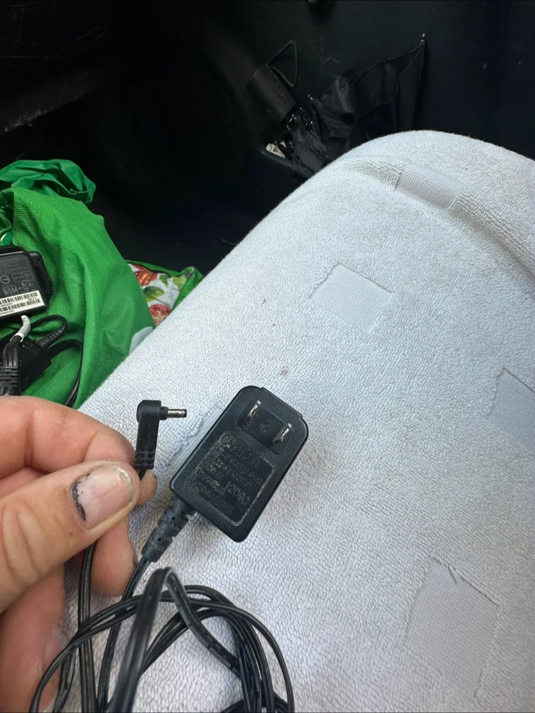 AC Adapter Charger thumbnail