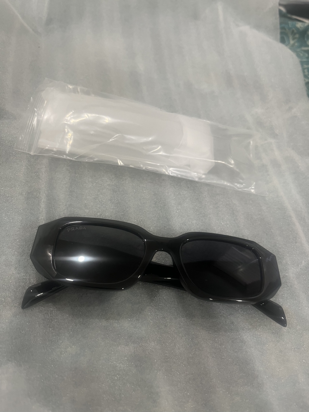 Prada sunglasses - photo 2