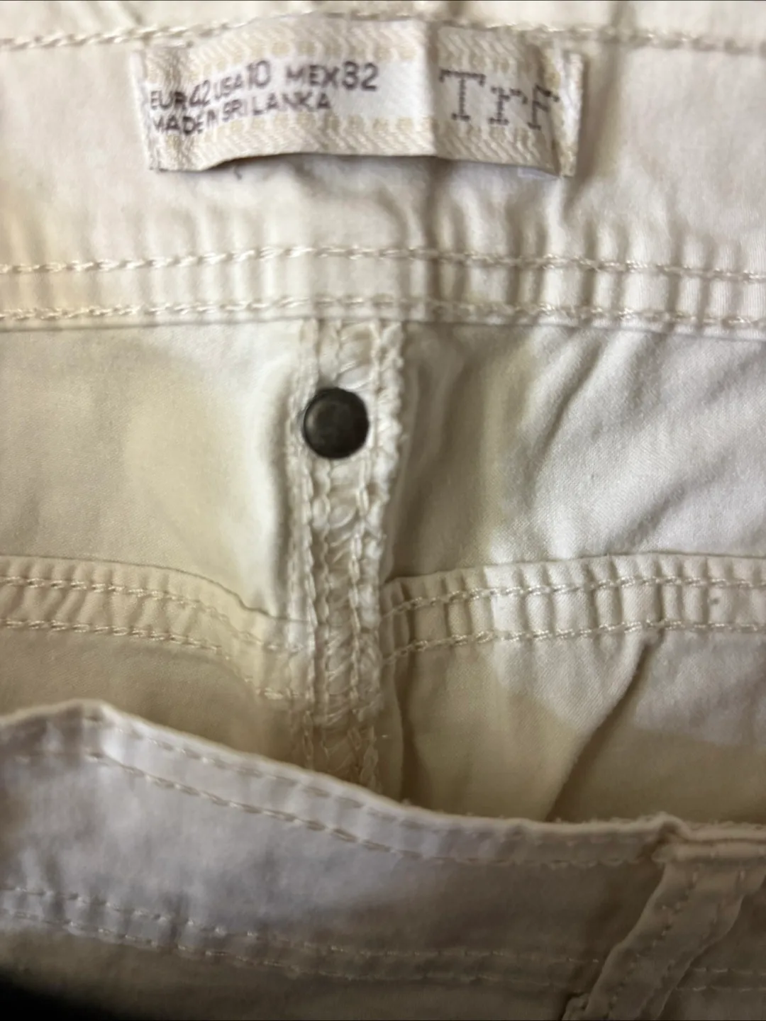 Zara White Cotton Blend Pants image indicator(6)