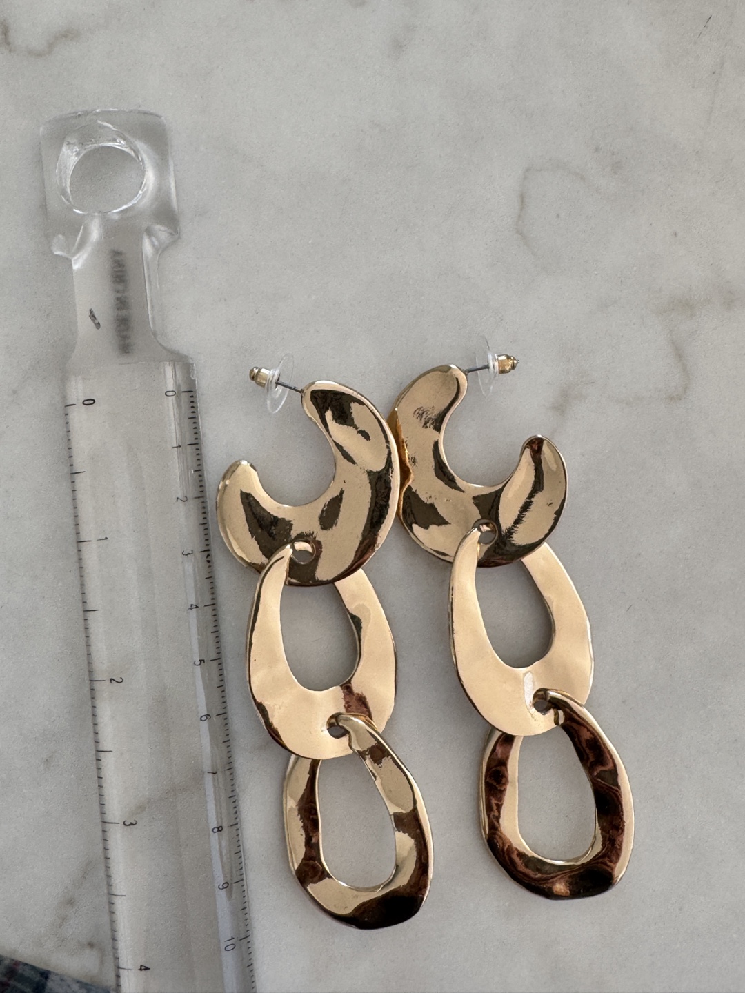 Gold Chain Link Earrings - photo 2