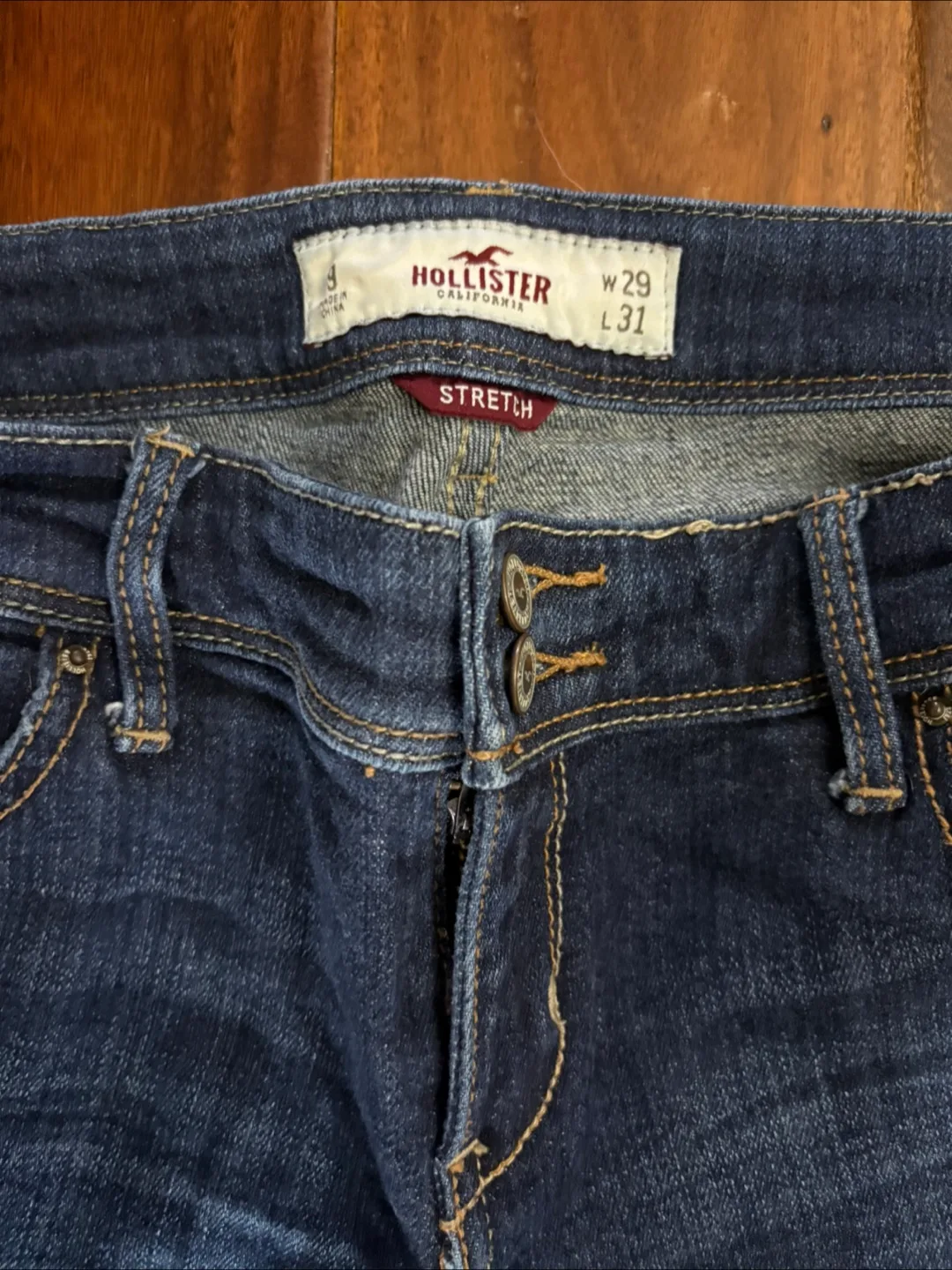 Hollister Dark Wash Jeans - Size 29/31 image indicator(2)
