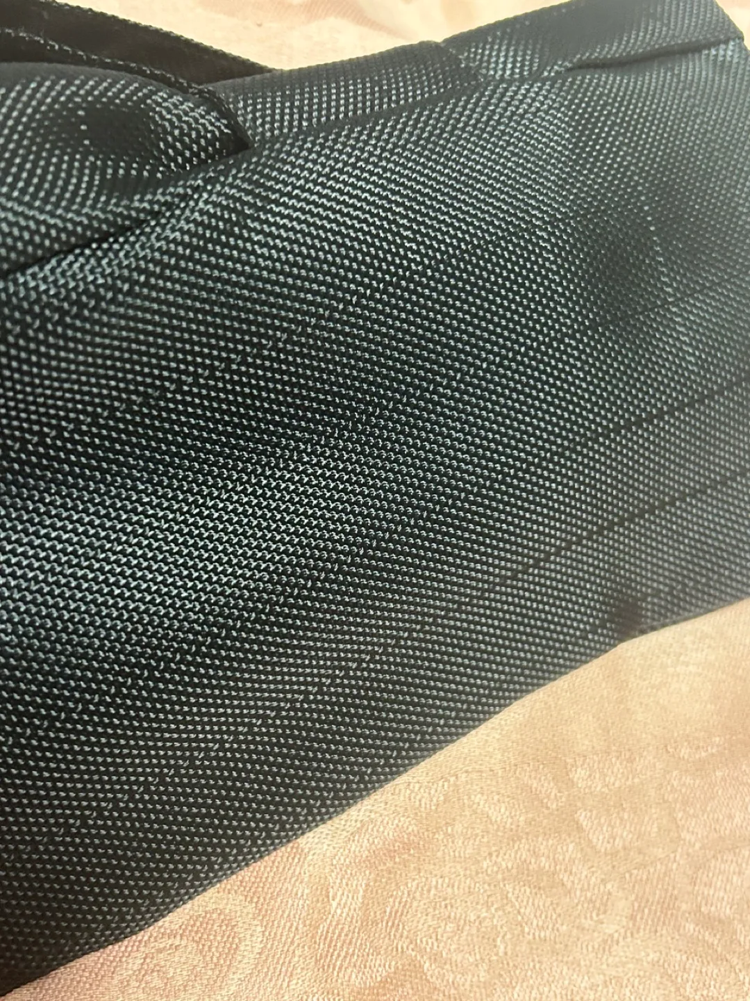 Viktor & Rolf KLM Black Clutch image indicator(2)