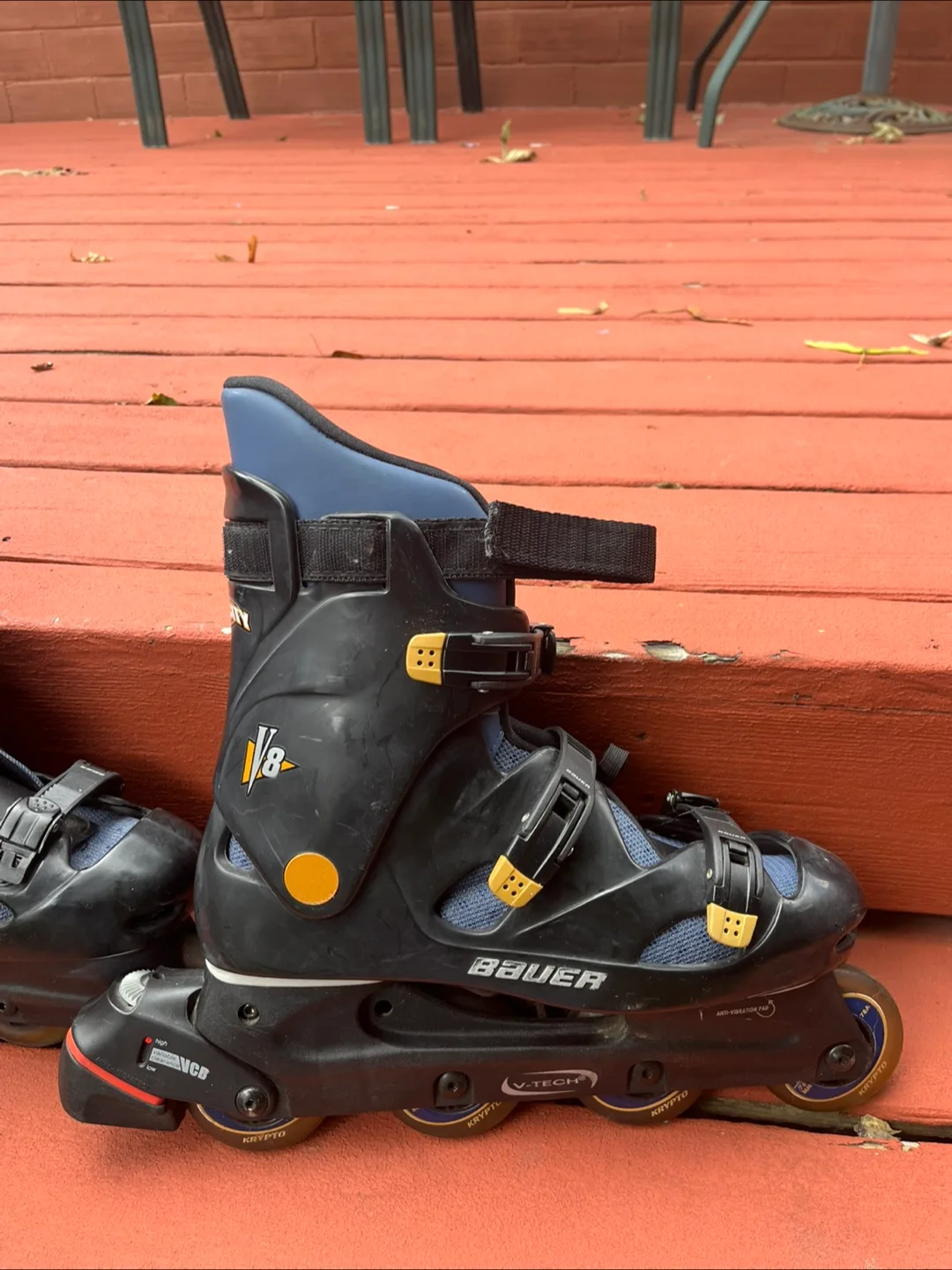 Bauer Velocity V8 Inline Skates image indicator(10)