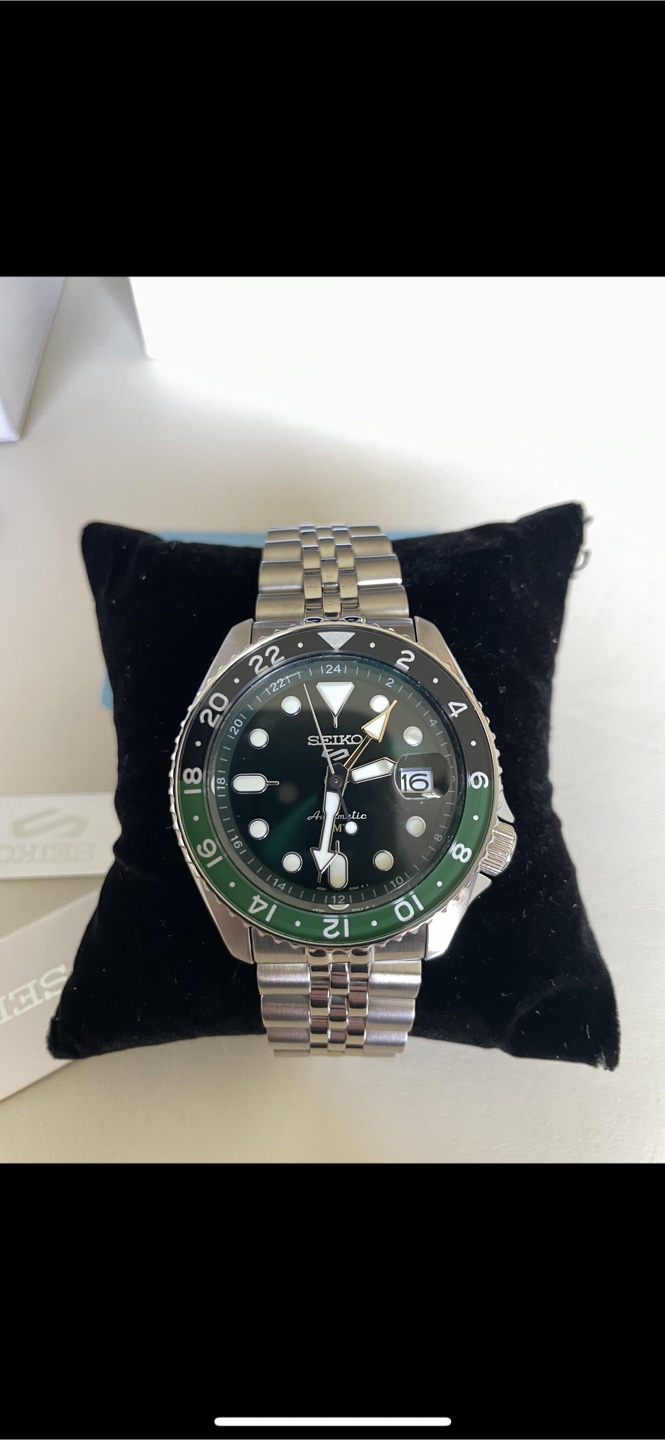 SEIKO 5 Sports GMT SSK035K1 Green Dial Automatic Watch