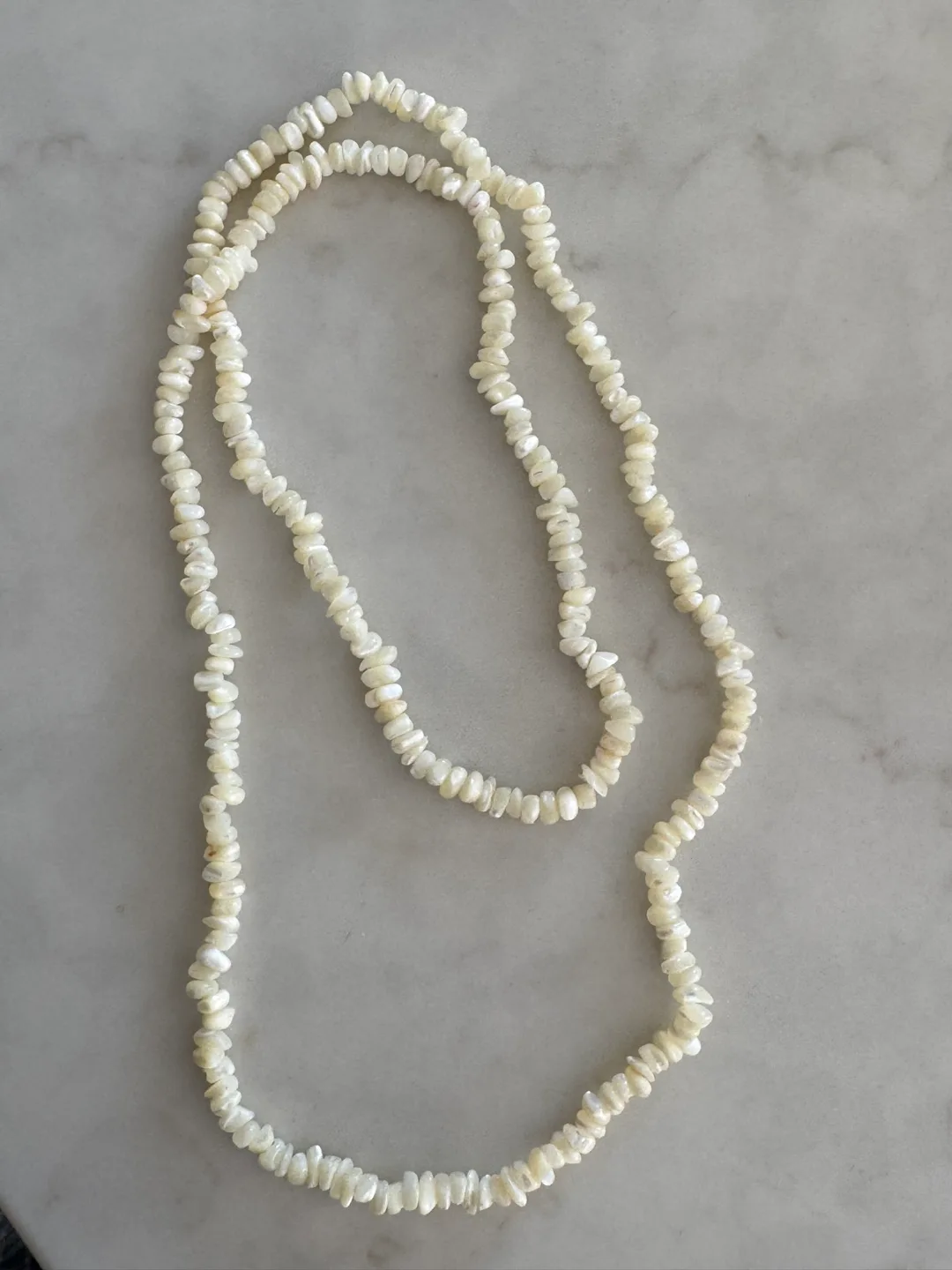 White Shell Bead Necklace image indicator(2)