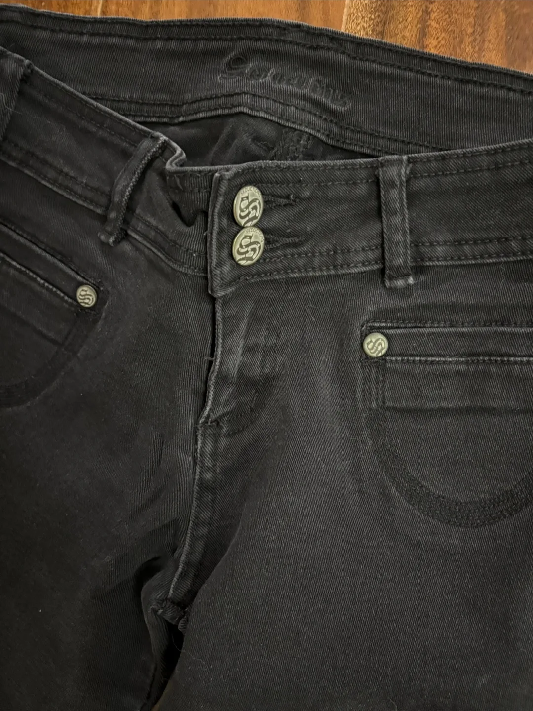 Black Jeans - Size 9 image indicator(3)