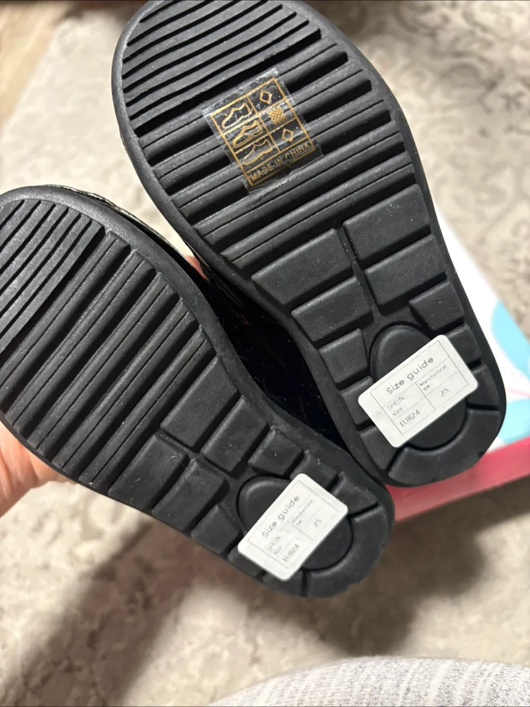 Shein Black Loafers Size 25 (EUR24) image indicator(2)