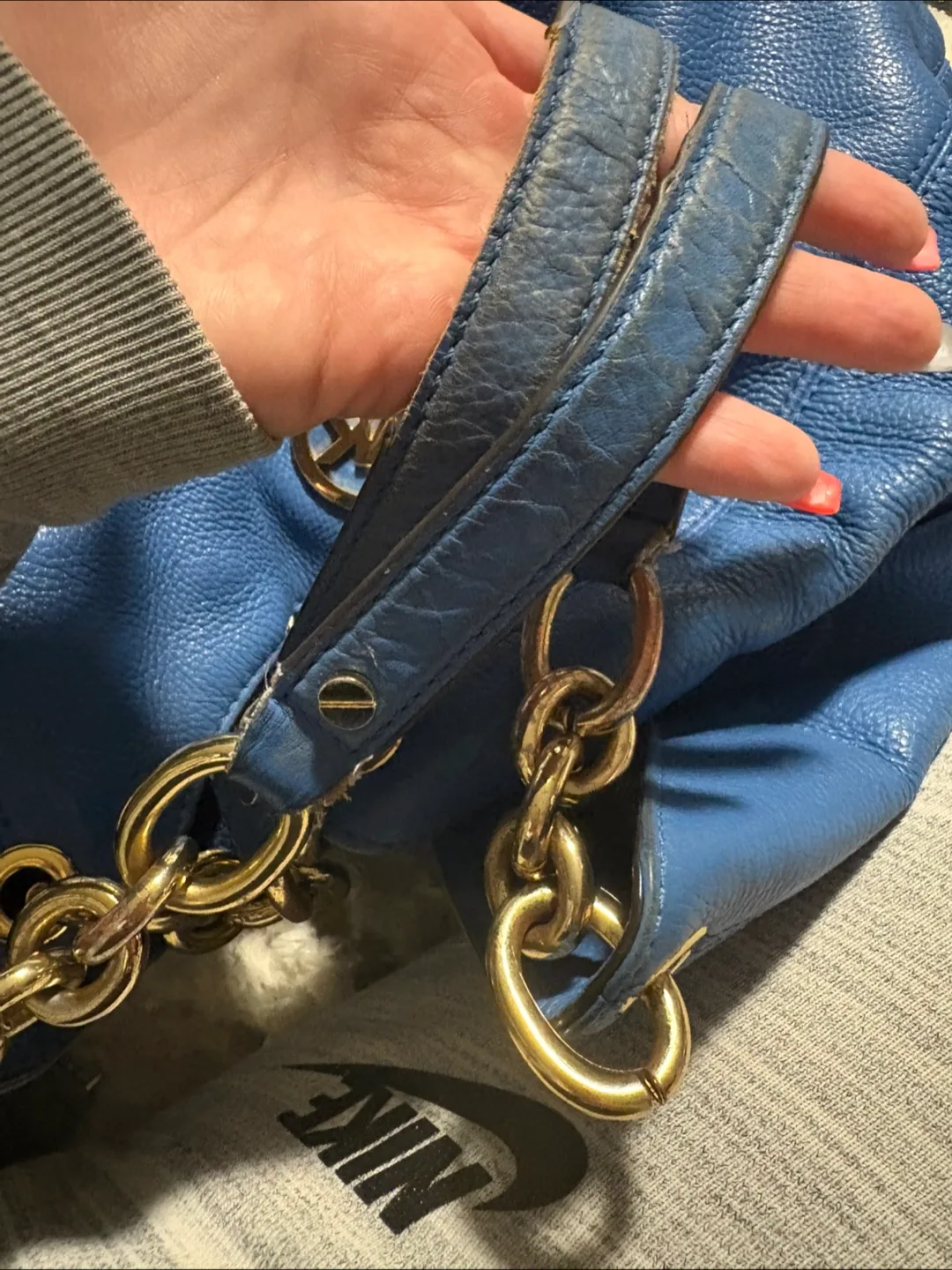 Michael Kors Blue Leather Chain Hobo Bag image indicator(3)
