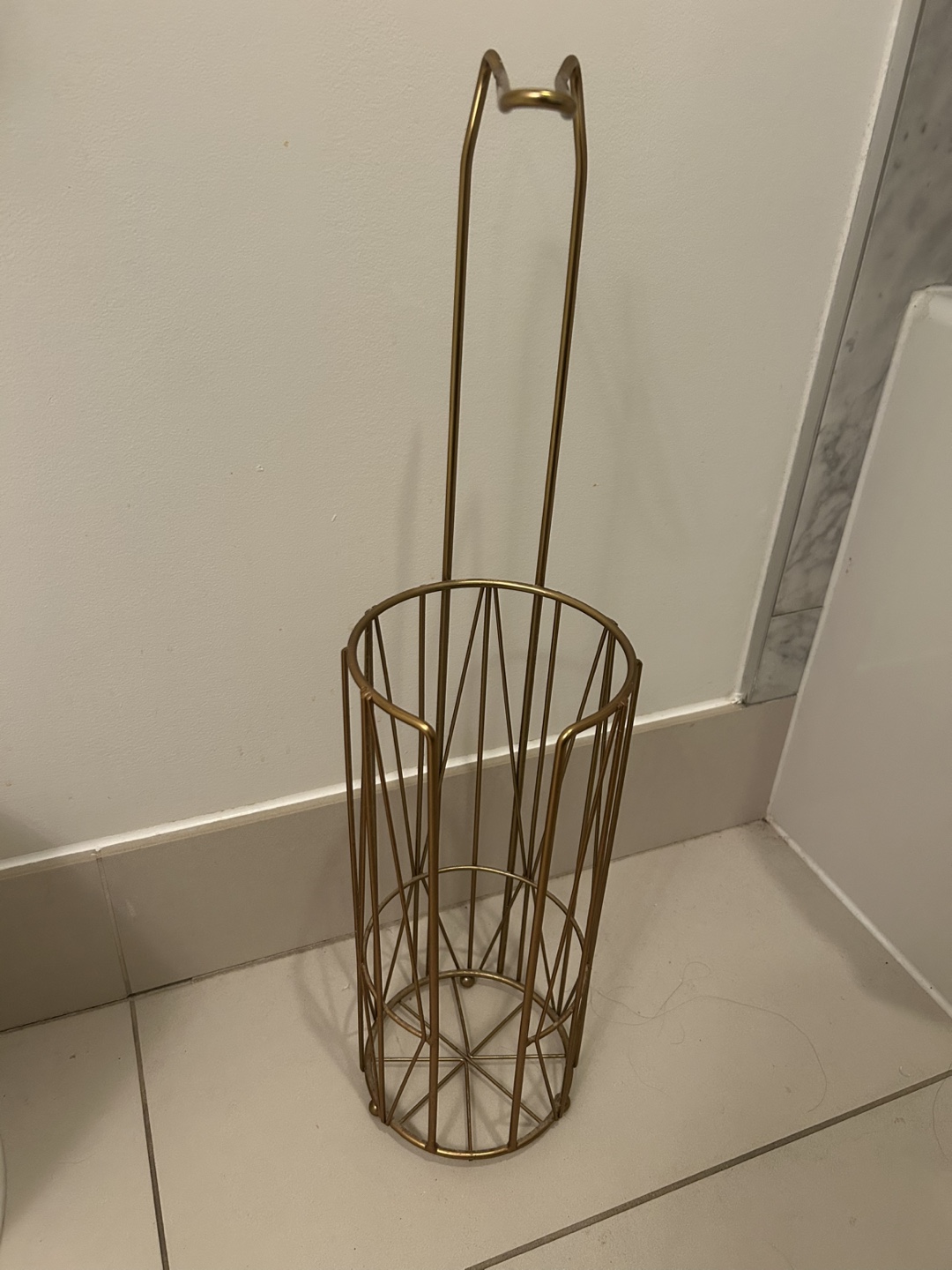 Gold Metal Toilet Paper Holder Stand - photo 3