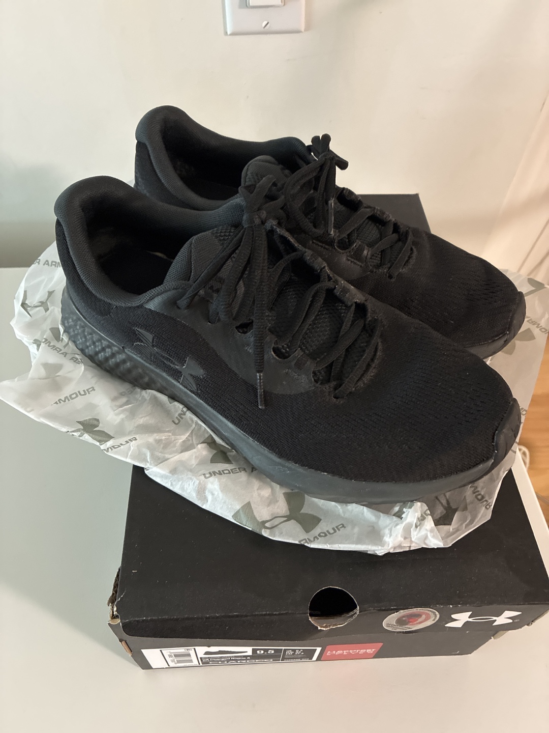 Under Armour Charged Rogue 4 - Men's US 9.5 - photo 3