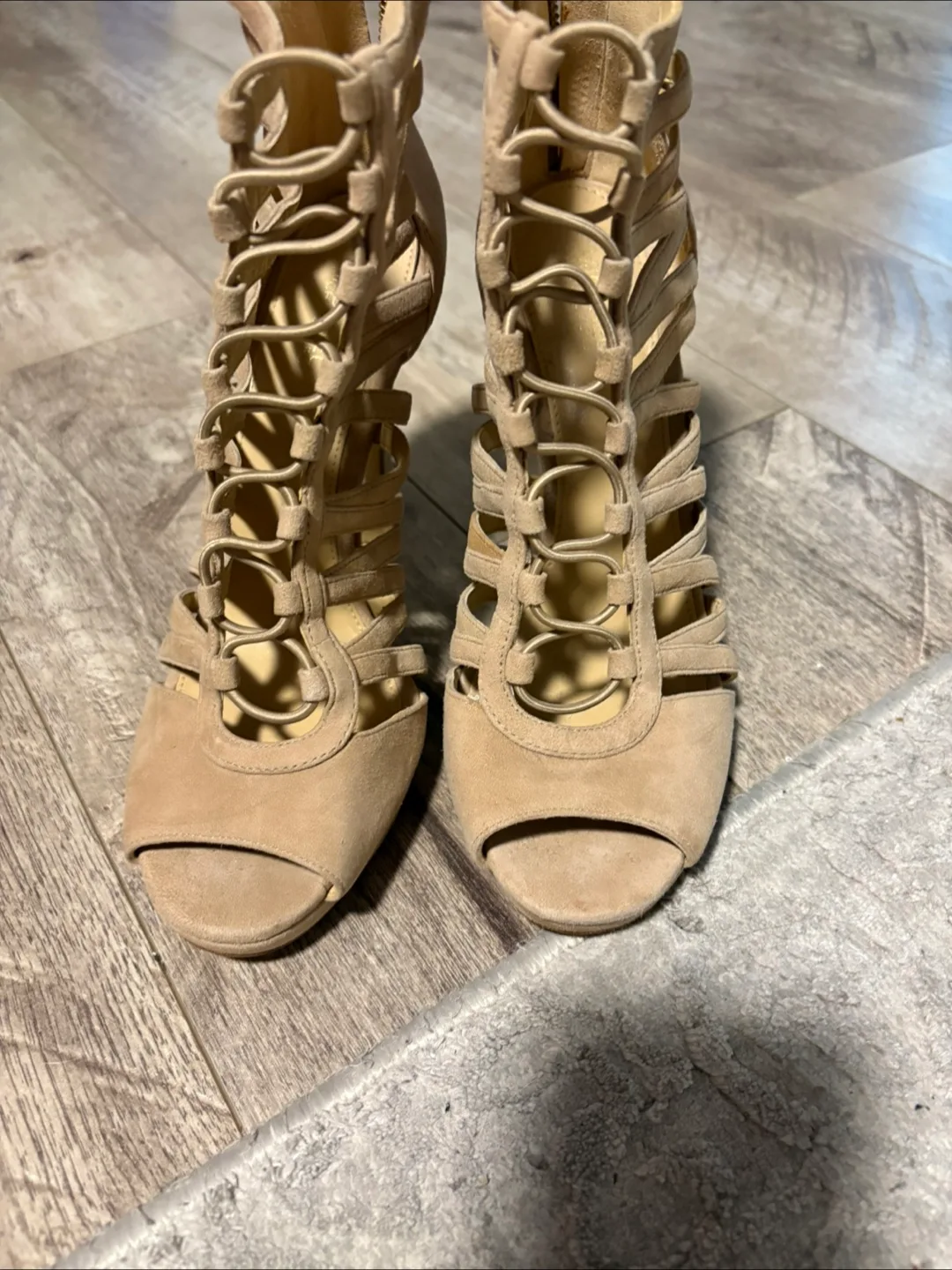Michael Kors Heels - Size 7M image indicator(4)