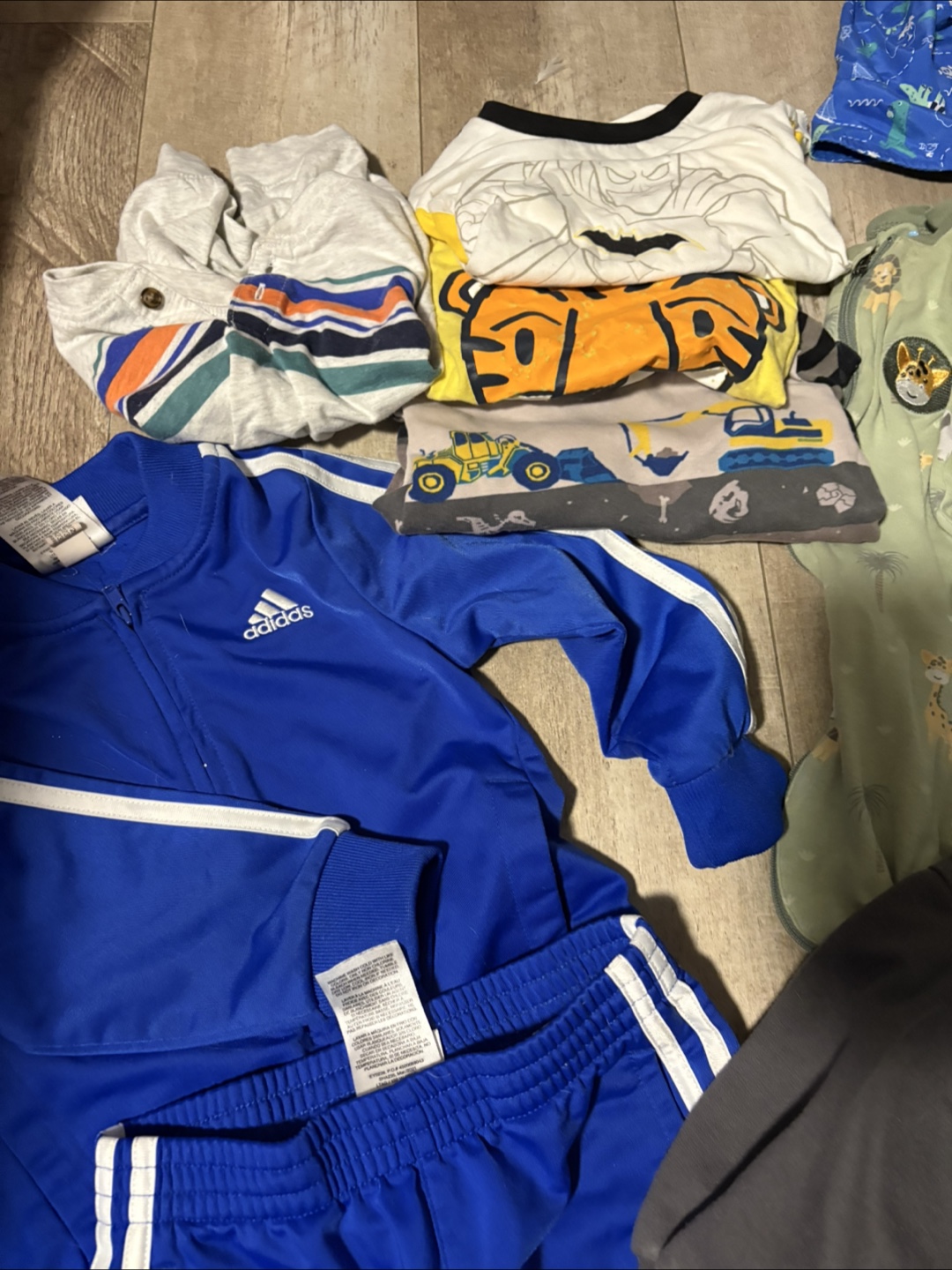 Kids' Clothing Bundle: Nike, Adidas, Disney & More - photo 3