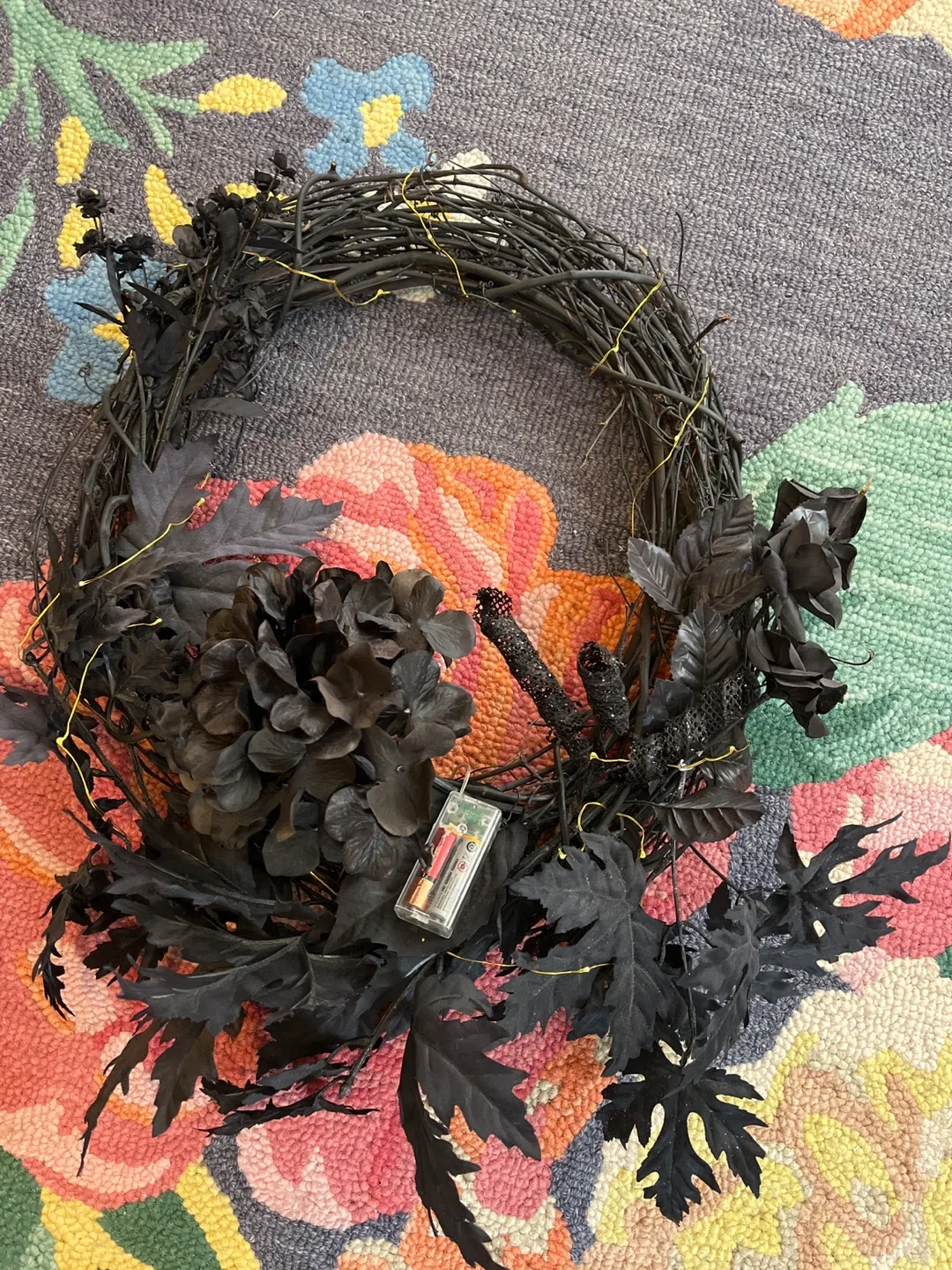 Black, Halloween Wreath image indicator(4)