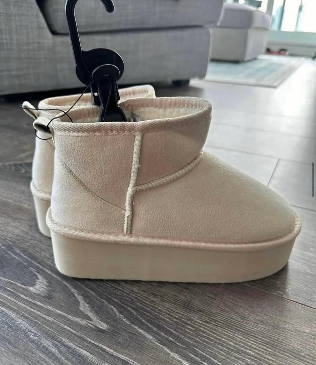 Brand new Platform ankle boots size 7 thumbnail