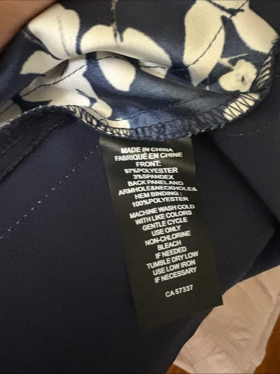 Vince Camuto Floral Tank Top - Size L image indicator(4)