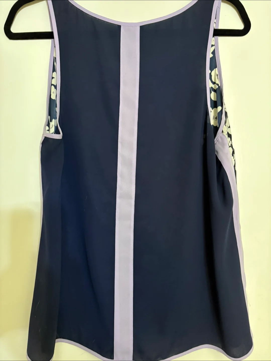 Vince Camuto Floral Tank Top - Size L image indicator(5)