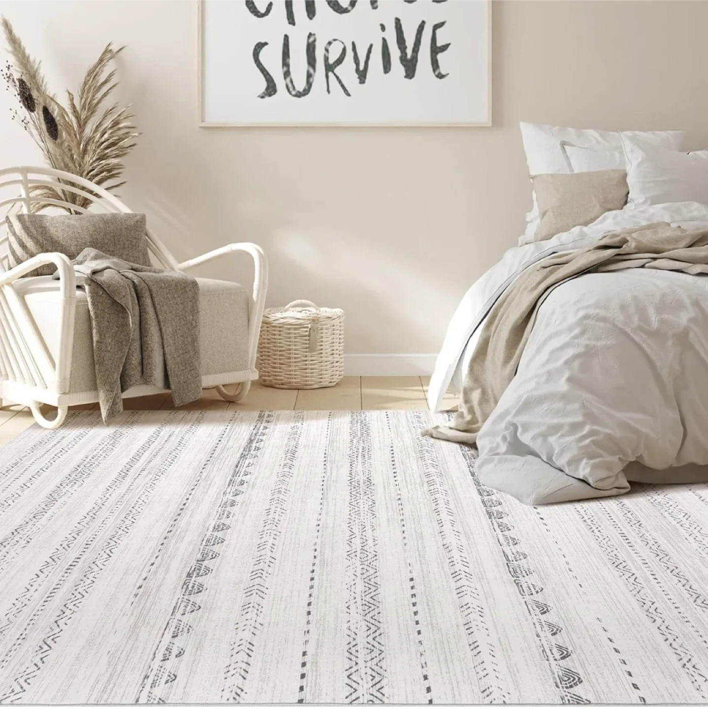 Area Rug 5x7 ft- White with Geometric Pattern thumbnail