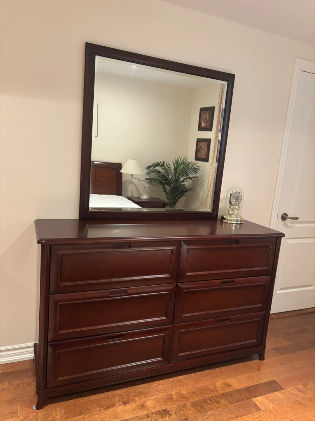 Bedroom Set - photo 2