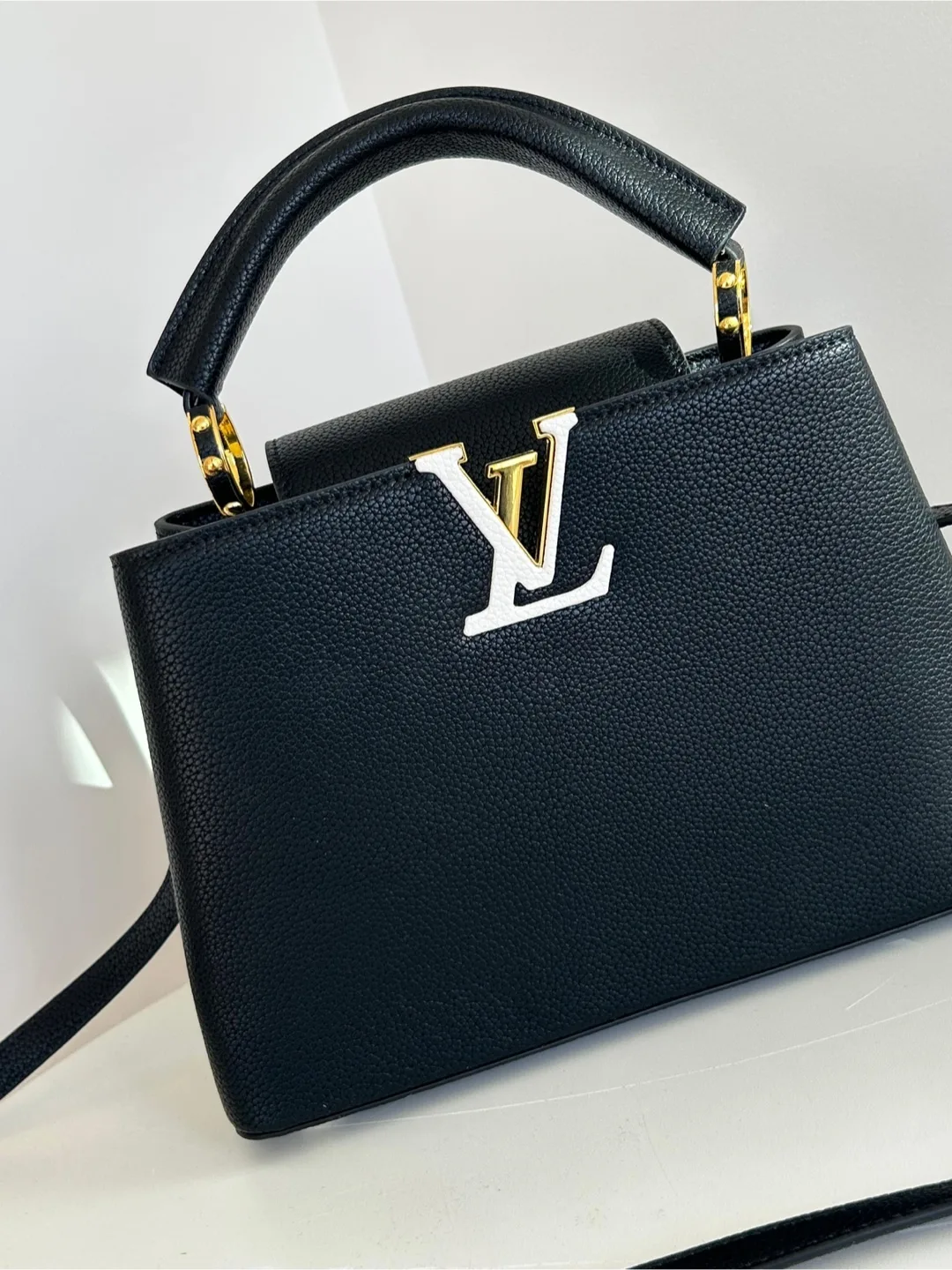 Black Leather LV Handbag image indicator(4)