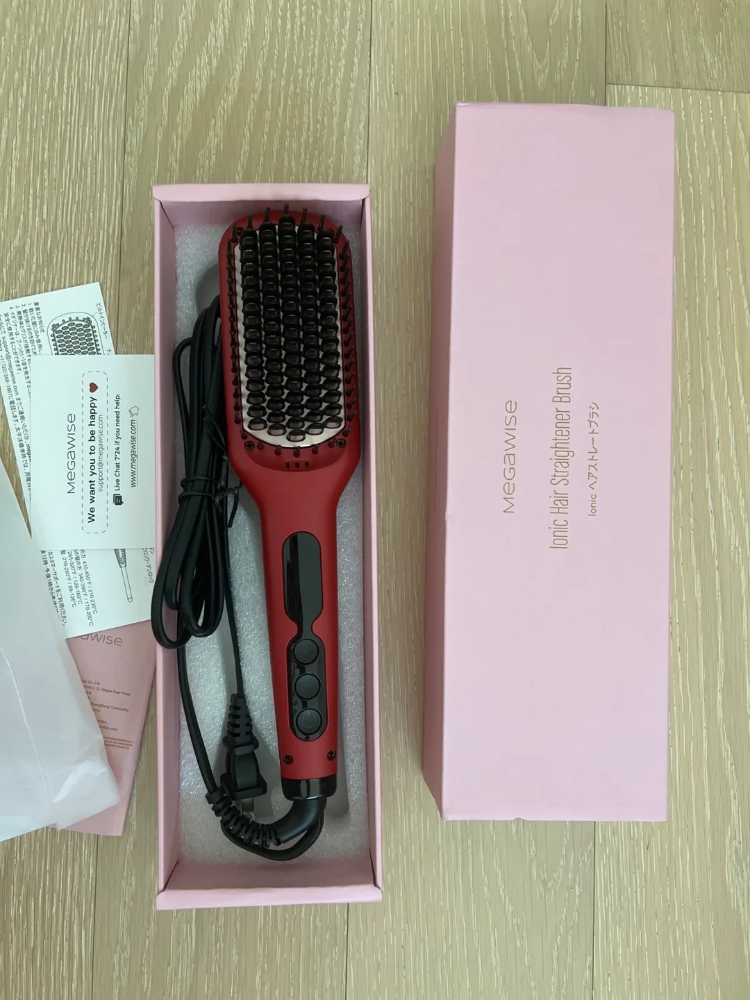 Megawise Ionic Hair Straightener Brush thumbnail