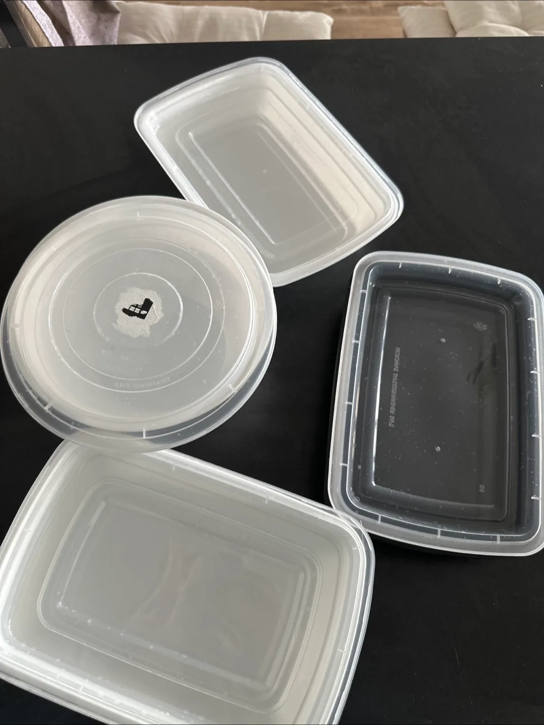 Plastic Food Containers - Round & Rectangular