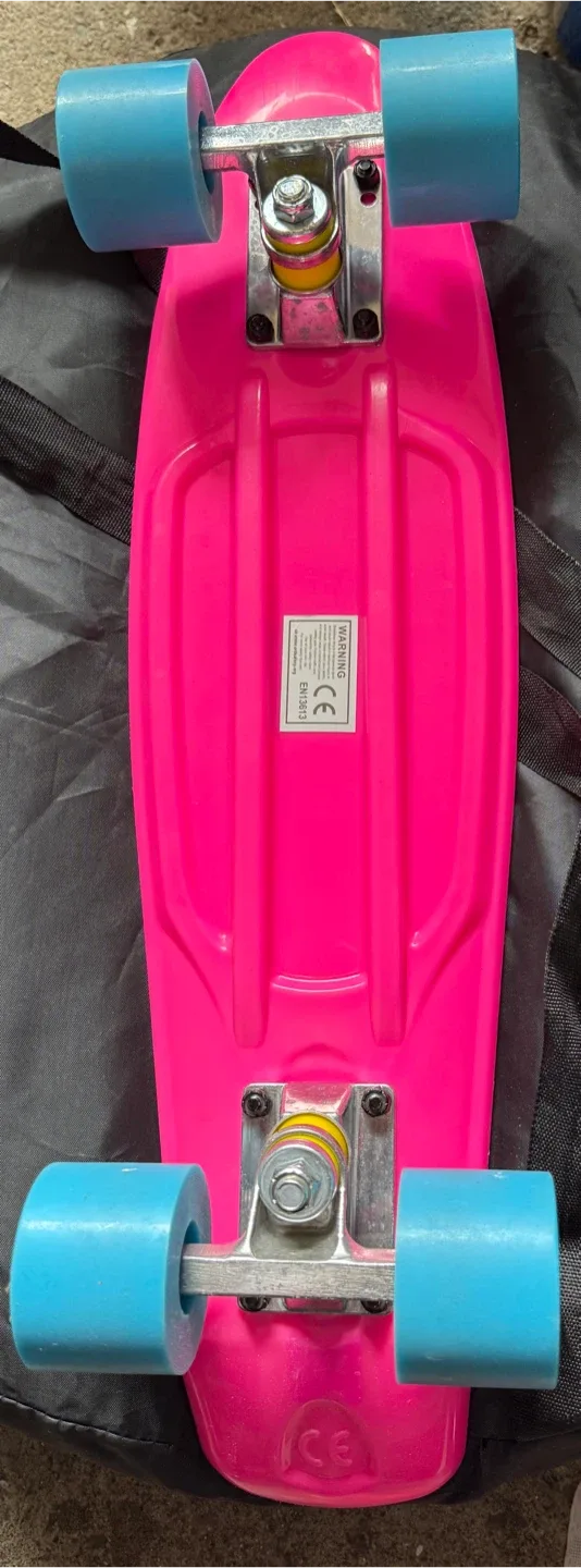 Penny Board Skateboard - Pink with Blue Wheels image indicator(3)