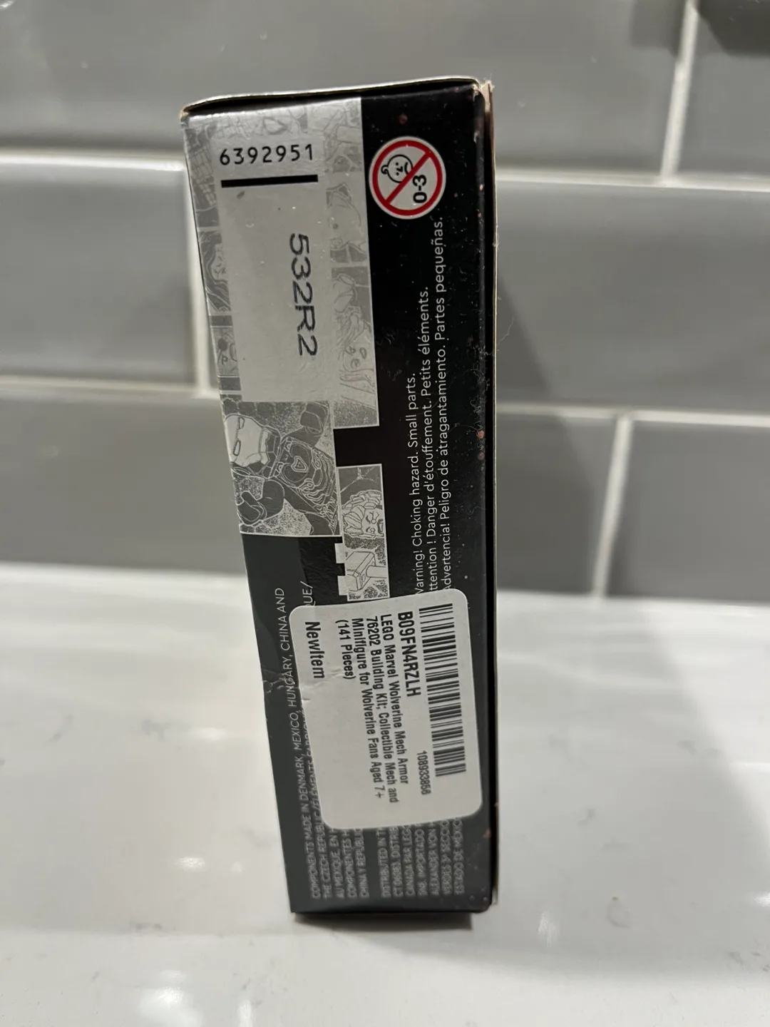 LEGO Marvel 76202 Wolverine Mech Armor image indicator(5)