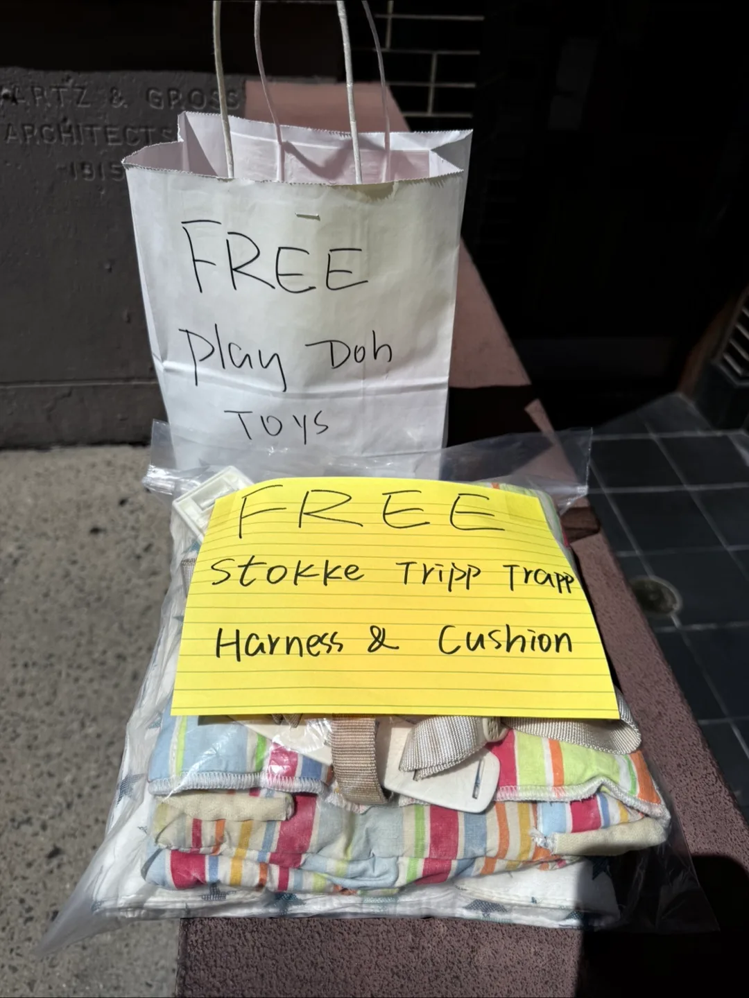 *Updated Free Play-Doh Toys image indicator(2)