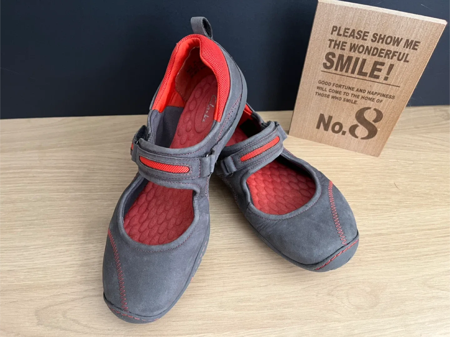 Clarks Leather Casual Shoes - Size 6 thumbnail