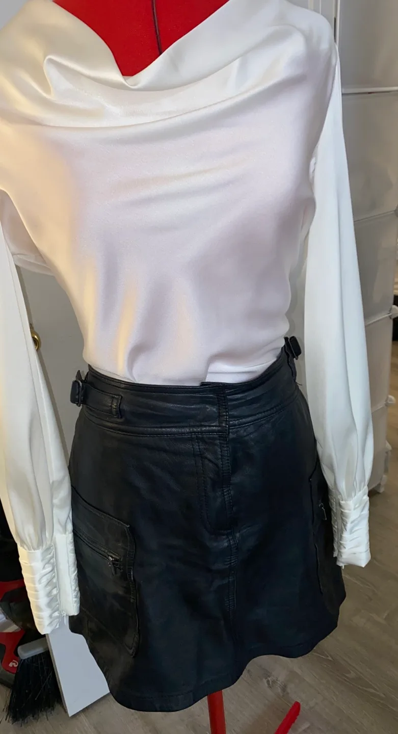 INC leather Skirt - Size 8/10 thumbnail