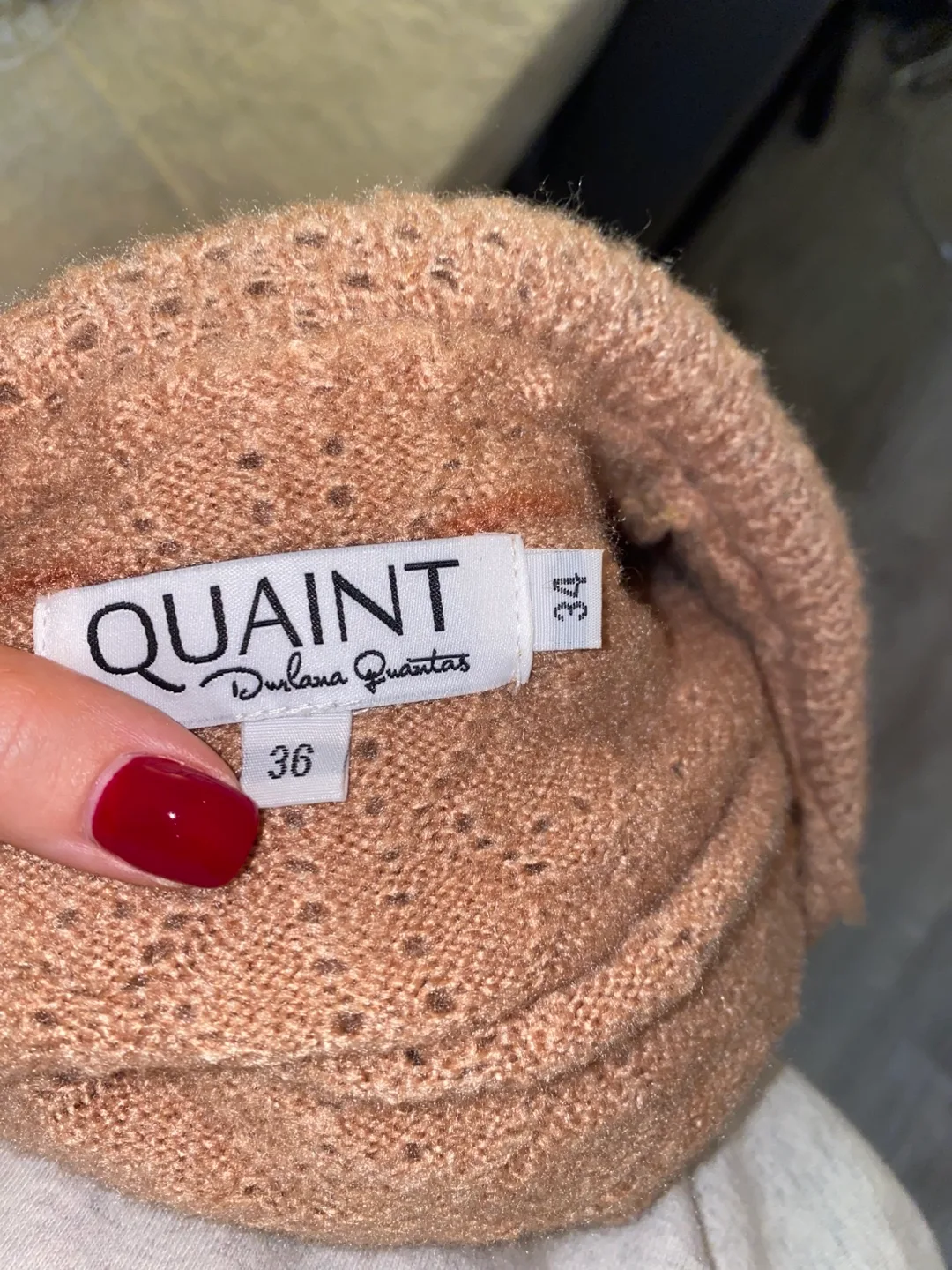 Quaint Sweater Size 36 (X-Large) image indicator(2)