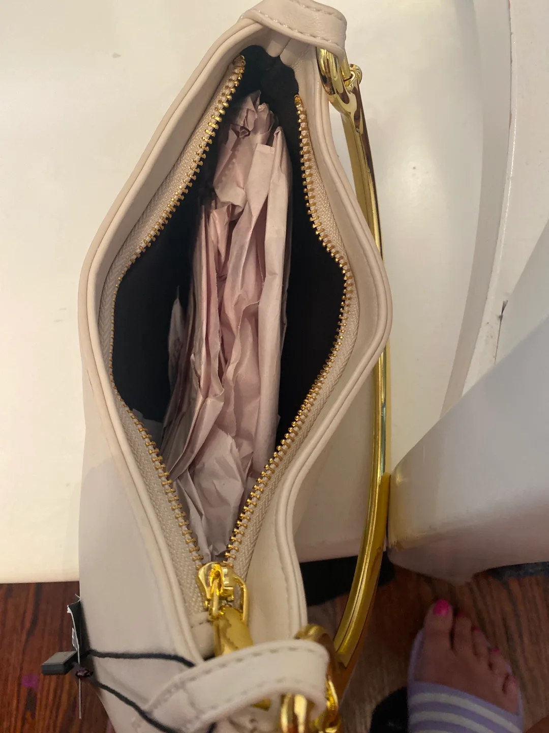 PrettyLittleThing Cream Shoulder Bag image indicator(2)