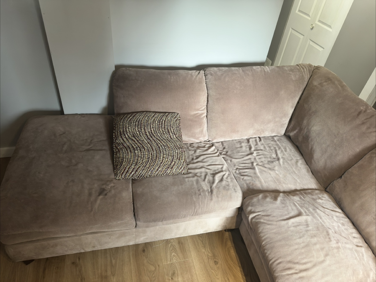 Free Sectional Sofa - photo 3