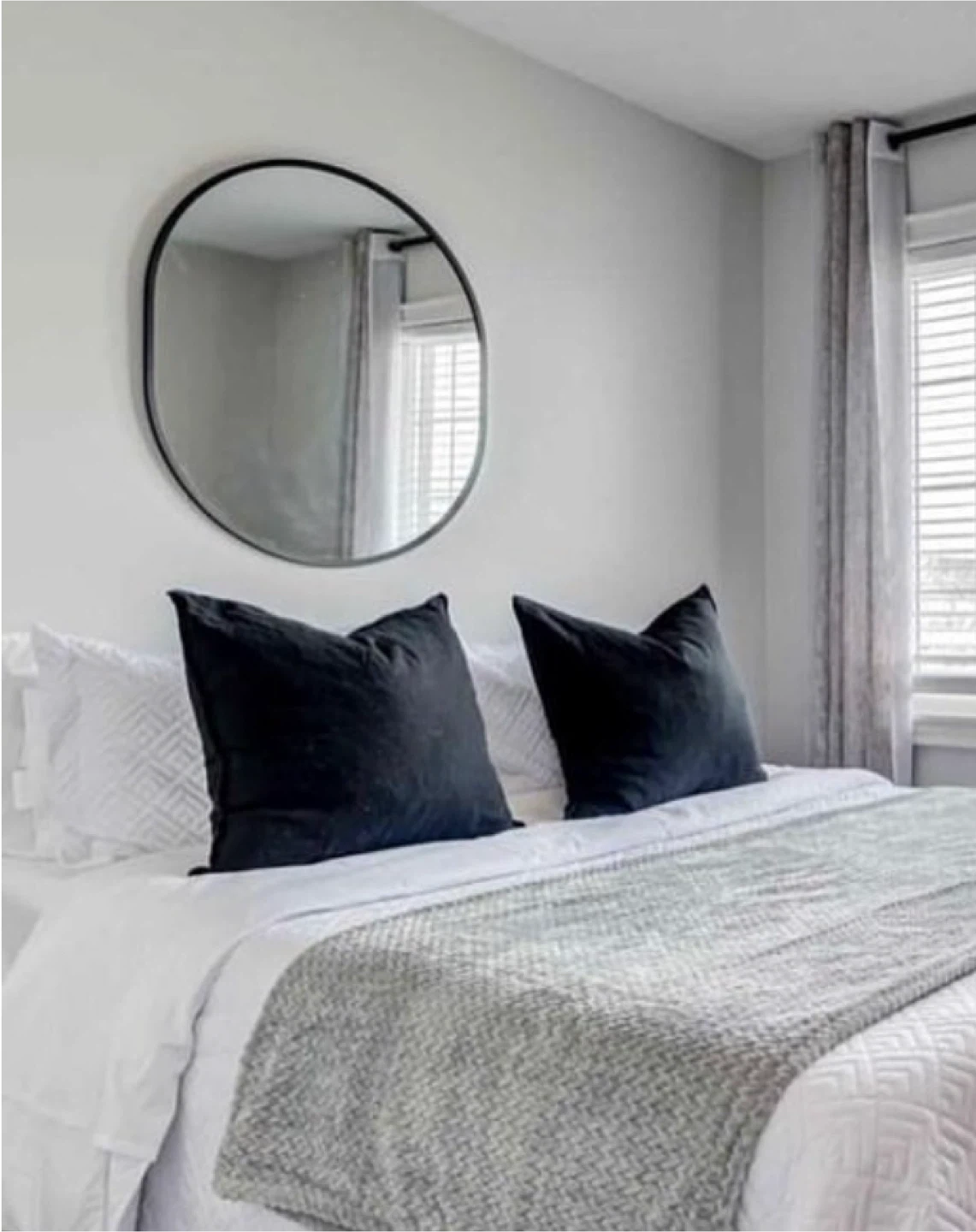 Black Framed Round/Oval Wall Mirror