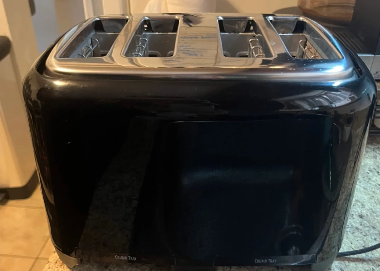 Hamilton Beach 4-Slice Toaster - Black image indicator(4)